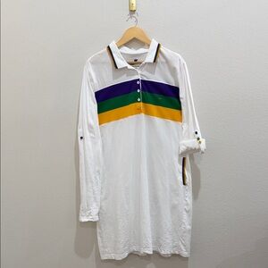 Mardi Gras women’s shirt dress. XX large but fits like a XL.